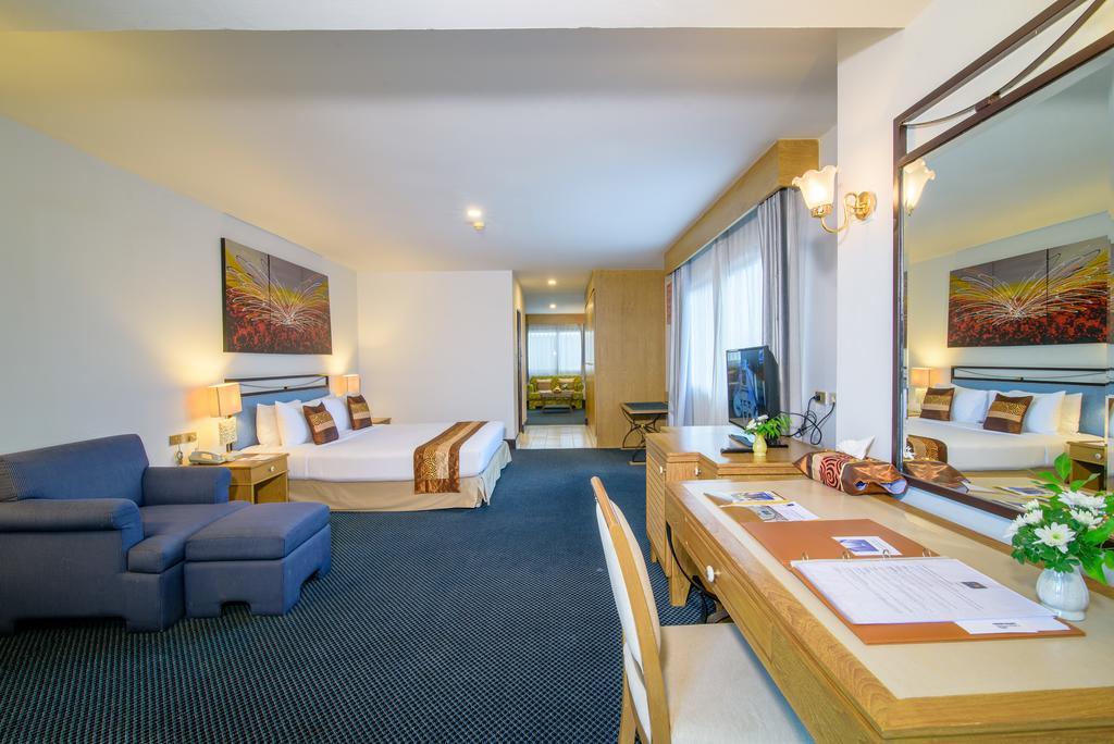 Golden Beach Cha-Am Hotel Ngoại thất bức ảnh