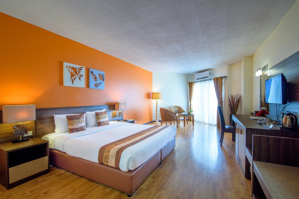 Golden Beach Cha-Am Hotel Ngoại thất bức ảnh