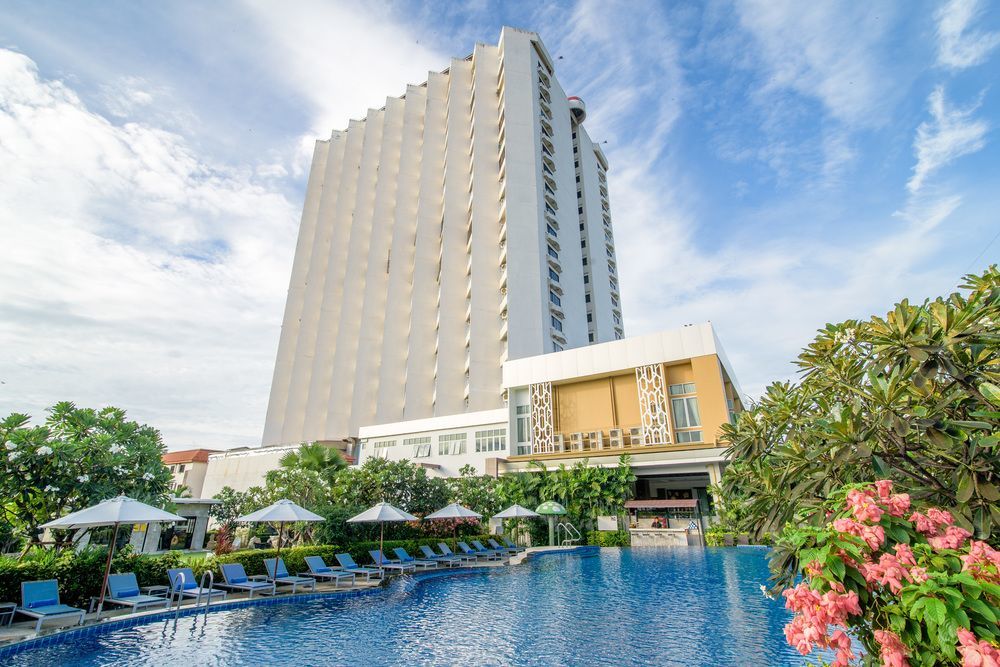Golden Beach Cha-Am Hotel Ngoại thất bức ảnh