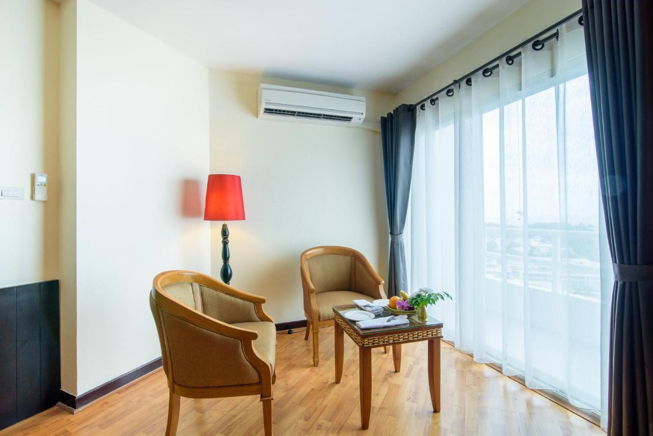 Golden Beach Cha-Am Hotel Ngoại thất bức ảnh